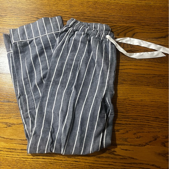 Z Supply women’s flannel striped pajama set - Picture 3 of 5